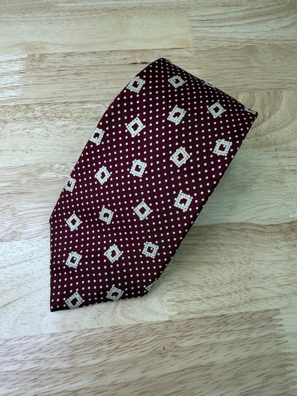 Guy Laroche Paris Men's Silk Neck Tie Red Polka Dots & Square JL